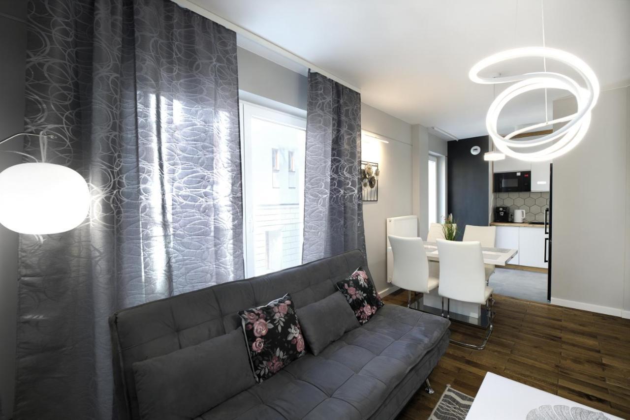 Aboutartapartments - Twin Towers Breslavia Esterno foto