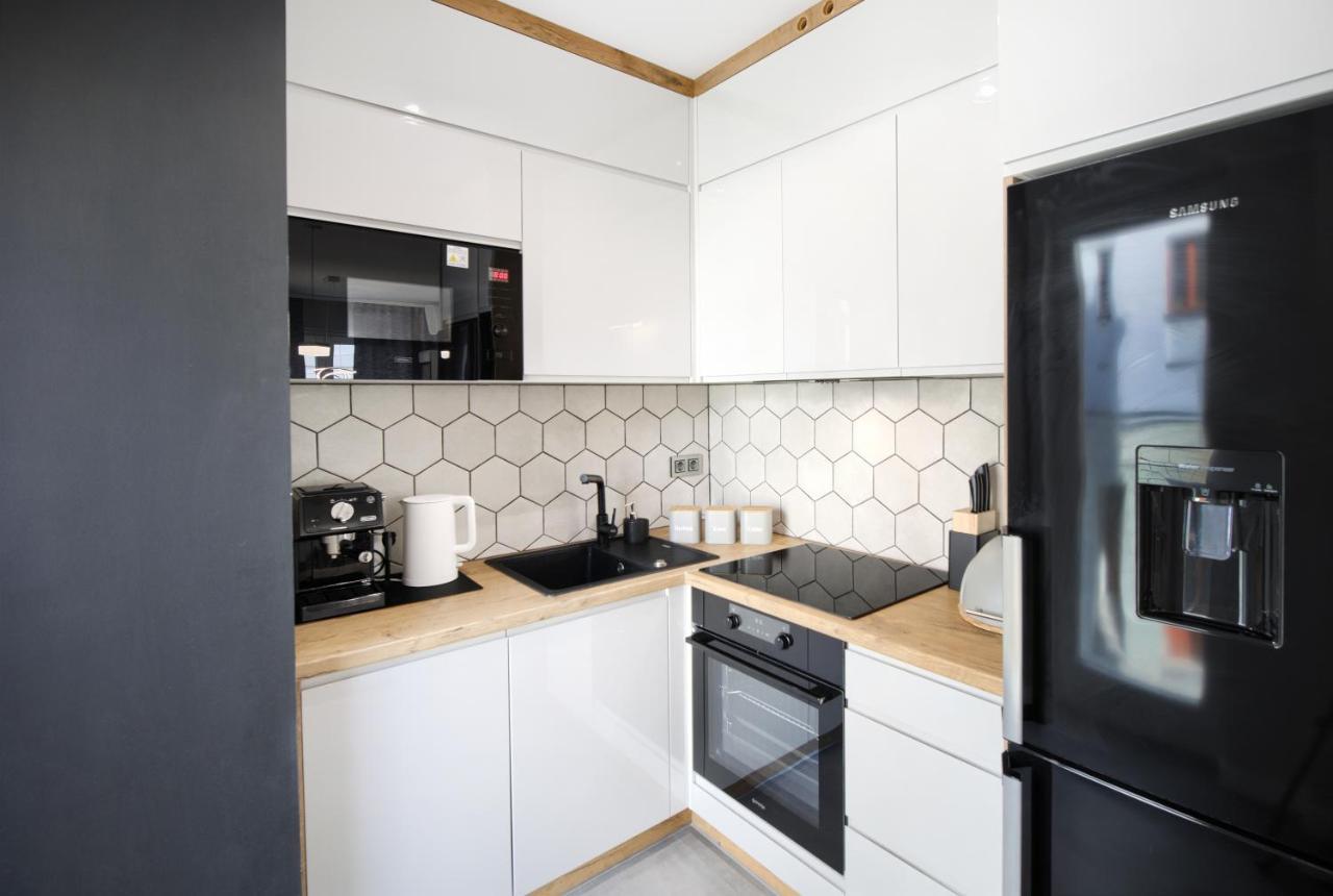 Aboutartapartments - Twin Towers Breslavia Esterno foto