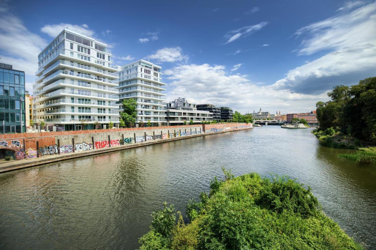 Aboutartapartments - Twin Towers Breslavia Esterno foto