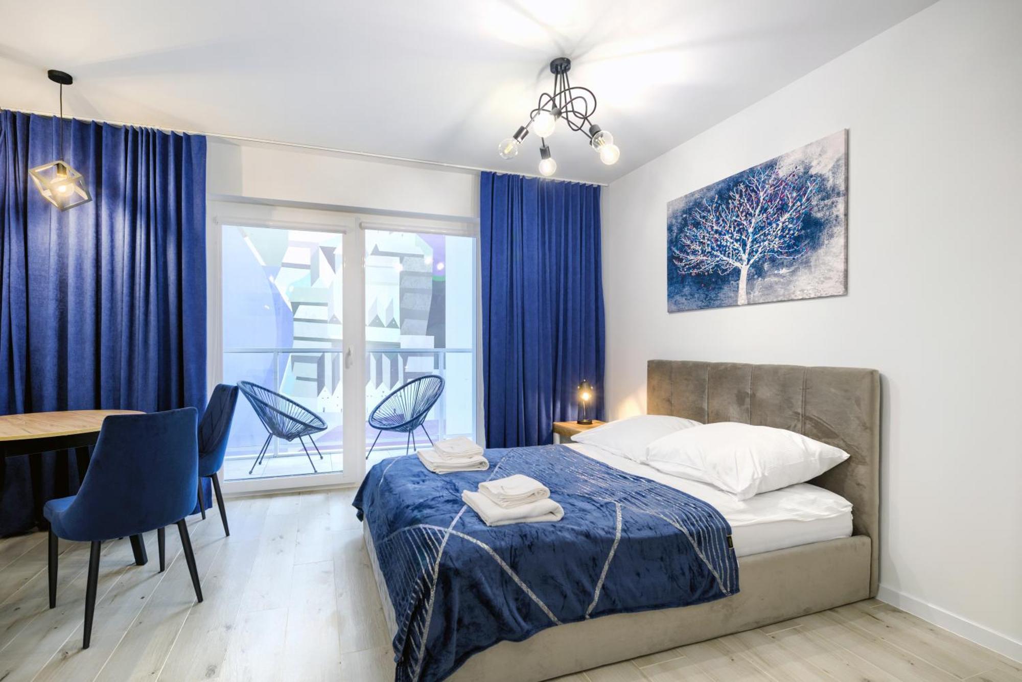 Aboutartapartments - Twin Towers Breslavia Esterno foto